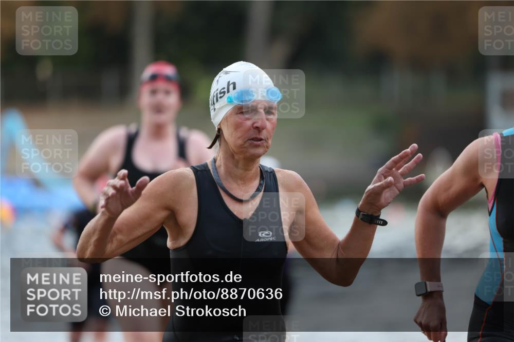 14.09.2025 - Stadtparktriathlon Michael Strokosch http://msf.ph/oto/8870636 14.09.2025 11:15:07 Schwimmen 948, 974, 980, 998, 1008, 1014 meine-sportfotos.de