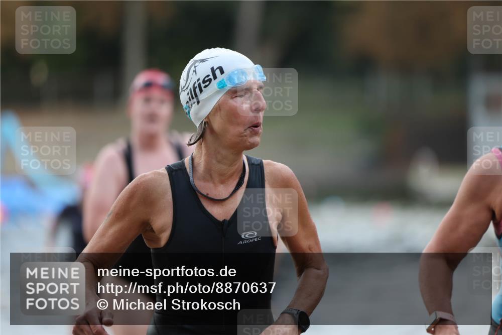 14.09.2025 - Stadtparktriathlon Michael Strokosch http://msf.ph/oto/8870637 14.09.2025 11:15:07 Schwimmen 948, 974, 980, 998, 1008, 1014 meine-sportfotos.de