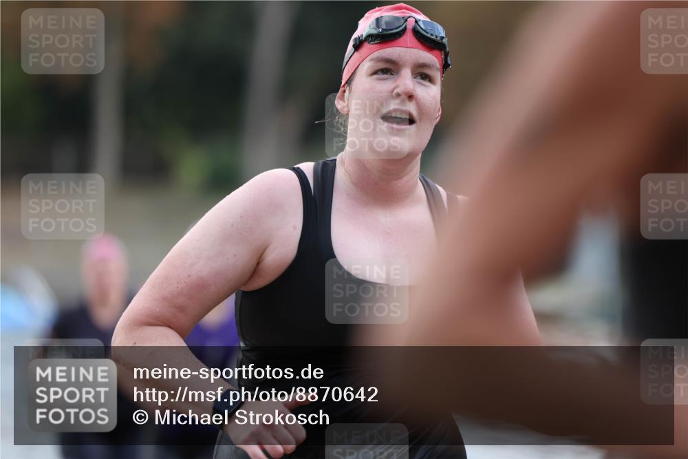 14.09.2025 - Stadtparktriathlon Michael Strokosch http://msf.ph/oto/8870642 14.09.2025 11:15:09 Schwimmen 948, 974, 980, 998, 1008 meine-sportfotos.de