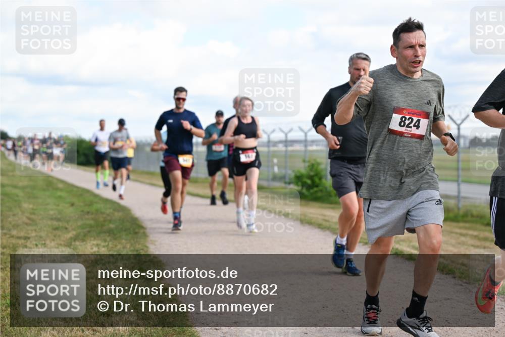 14.09.2025 - Airport Race Dr. Thomas Lammeyer http://msf.ph/oto/8870682 14.09.2025 12:15:11 Laufen 824 meine-sportfotos.de