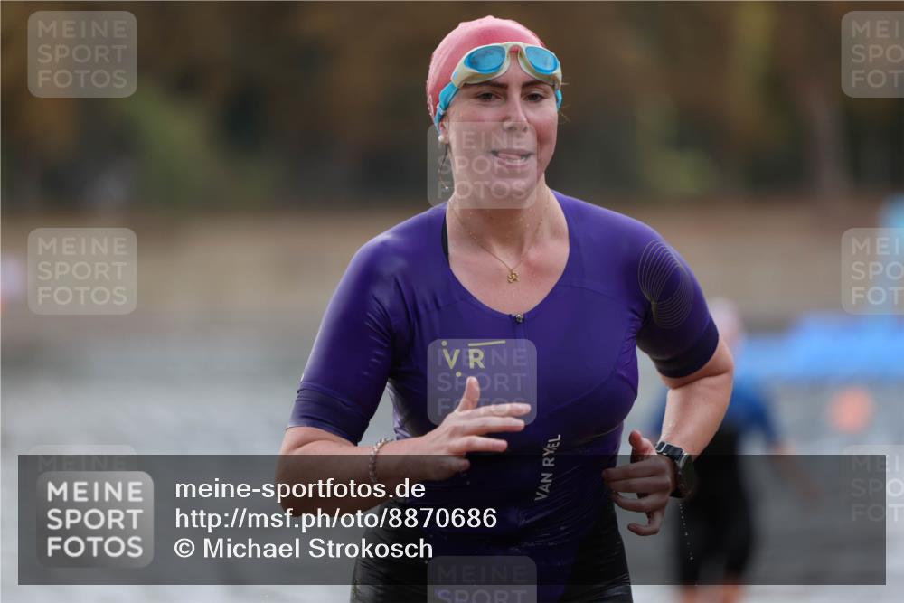 14.09.2025 - Stadtparktriathlon Michael Strokosch http://msf.ph/oto/8870686 14.09.2025 11:15:39 Schwimmen 972, 994 meine-sportfotos.de