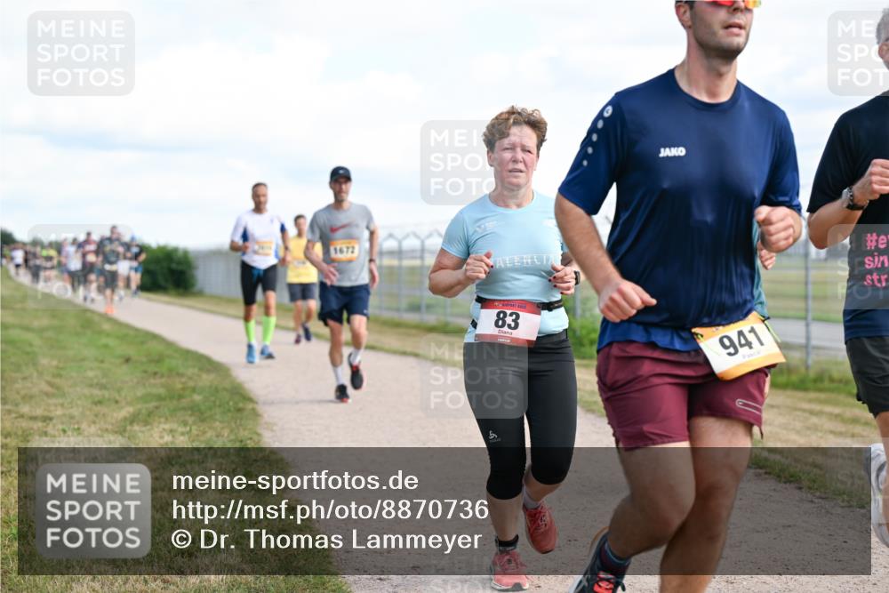 14.09.2025 - Airport Race Dr. Thomas Lammeyer http://msf.ph/oto/8870736 14.09.2025 12:15:14 Laufen 6, 83, 941 meine-sportfotos.de