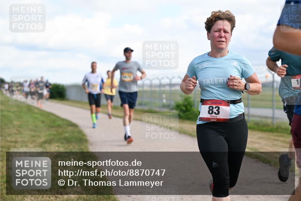 14.09.2025 - Airport Race Dr. Thomas Lammeyer http://msf.ph/oto/8870747 14.09.2025 12:15:14 Laufen 1, 83 meine-sportfotos.de