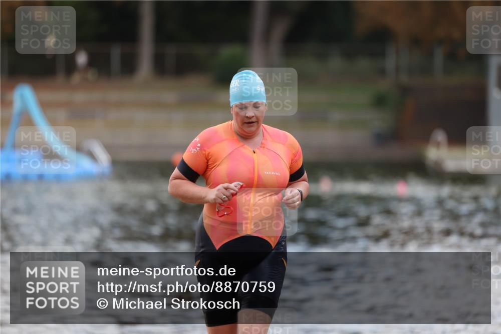 14.09.2025 - Stadtparktriathlon Michael Strokosch http://msf.ph/oto/8870759 14.09.2025 11:16:23 Schwimmen 986 meine-sportfotos.de