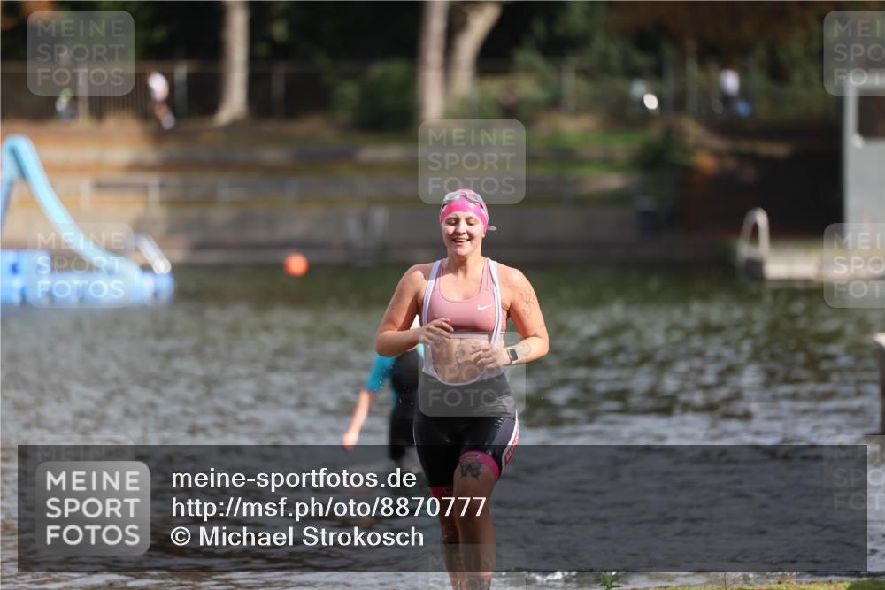 14.09.2025 - Stadtparktriathlon Michael Strokosch http://msf.ph/oto/8870777 14.09.2025 11:17:28 Schwimmen 931 meine-sportfotos.de