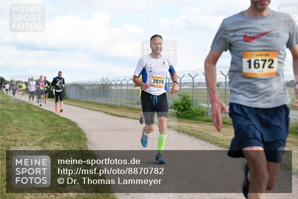 14.09.2025 - Airport Race Dr. Thomas Lammeyer http://msf.ph/oto/8870782 14.09.2025 12:15:17 Laufen 2016, 1672 meine-sportfotos.de