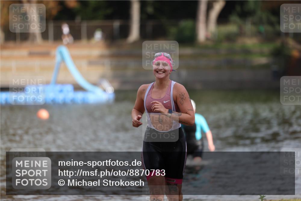 14.09.2025 - Stadtparktriathlon Michael Strokosch http://msf.ph/oto/8870783 14.09.2025 11:17:29 Schwimmen 931 meine-sportfotos.de