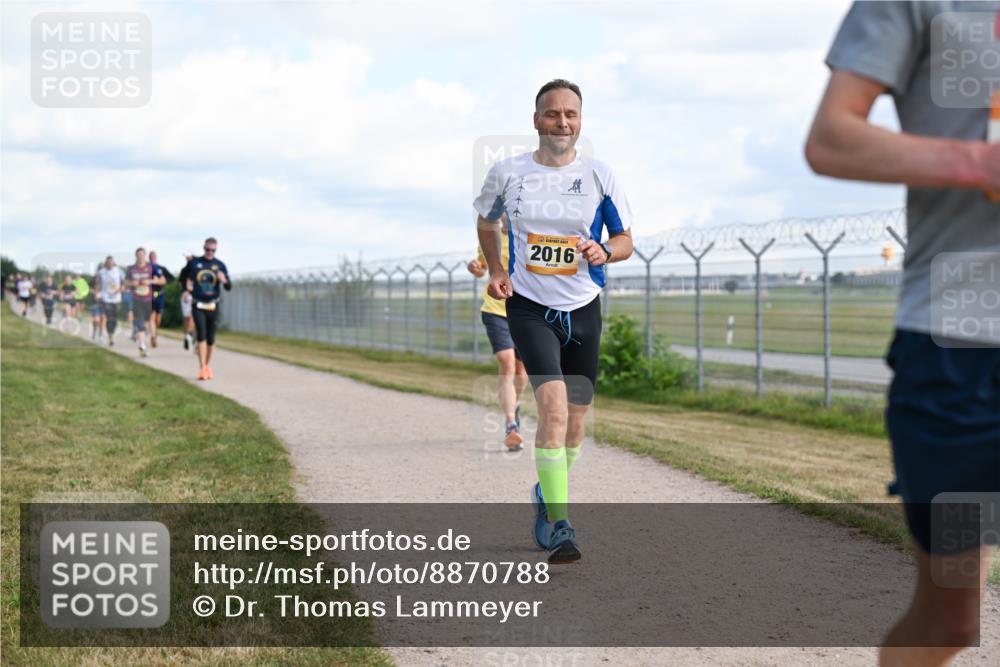 14.09.2025 - Airport Race Dr. Thomas Lammeyer http://msf.ph/oto/8870788 14.09.2025 12:15:17 Laufen 2016 meine-sportfotos.de