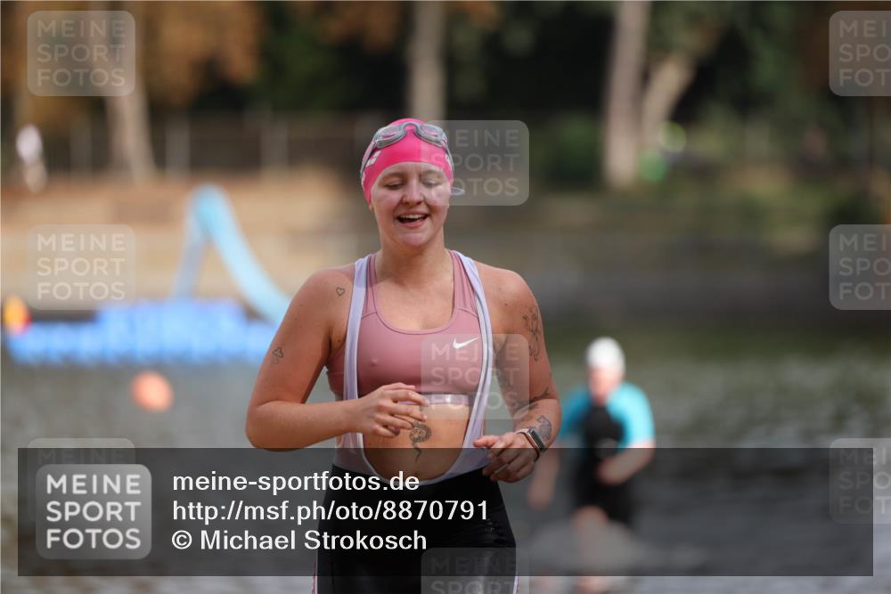 14.09.2025 - Stadtparktriathlon Michael Strokosch http://msf.ph/oto/8870791 14.09.2025 11:17:31 Schwimmen 931, 1019 meine-sportfotos.de