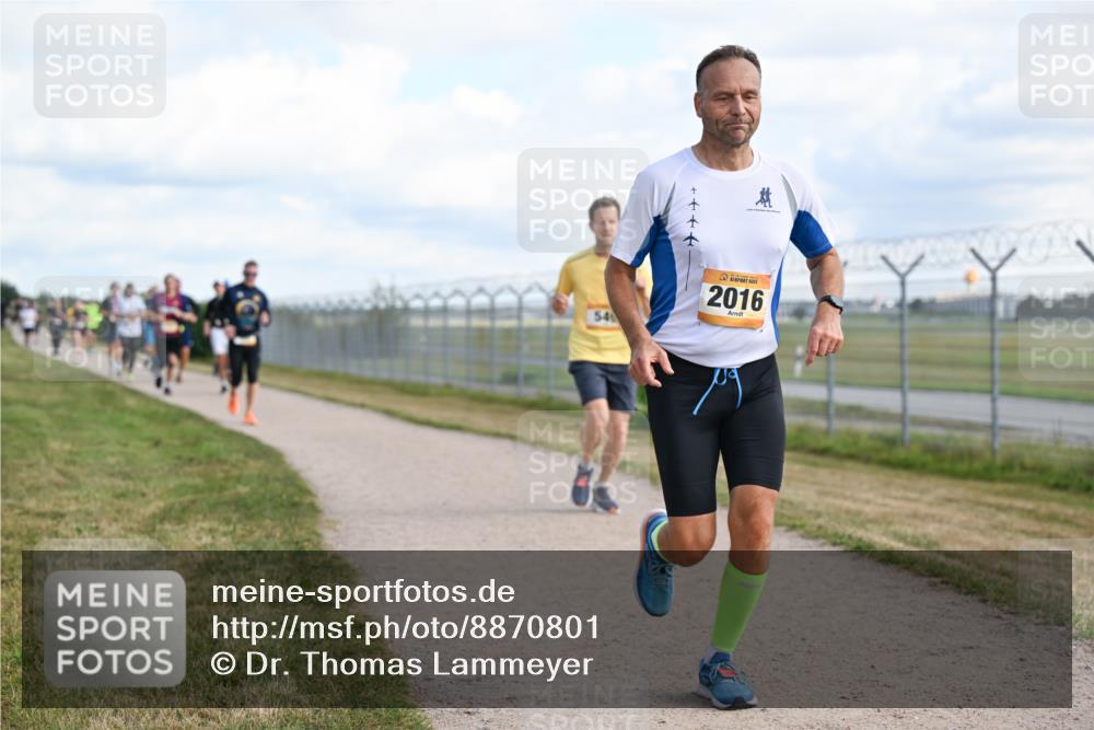 14.09.2025 - Airport Race Dr. Thomas Lammeyer http://msf.ph/oto/8870801 14.09.2025 12:15:17 Laufen 54, 2016 meine-sportfotos.de