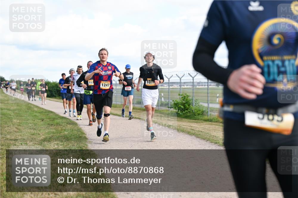 14.09.2025 - Airport Race Dr. Thomas Lammeyer http://msf.ph/oto/8870868 14.09.2025 12:15:24 Laufen 112, 1247, 236, 1018, 385 meine-sportfotos.de