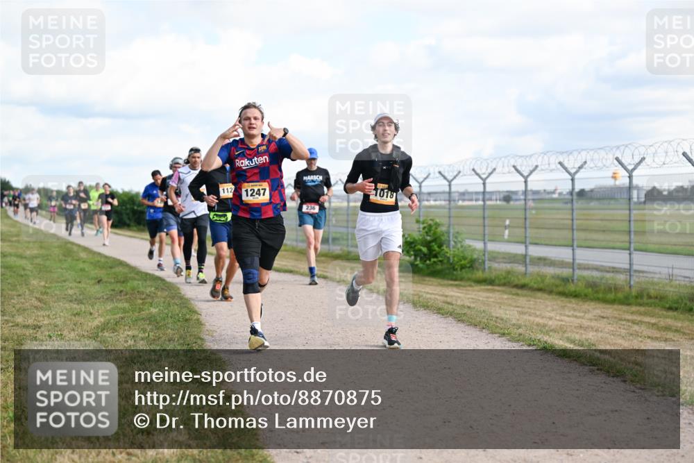 14.09.2025 - Airport Race Dr. Thomas Lammeyer http://msf.ph/oto/8870875 14.09.2025 12:15:24 Laufen 112, 1247, 1018, 236 meine-sportfotos.de