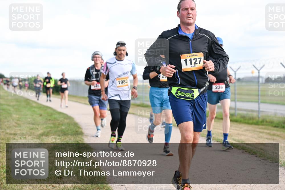 14.09.2025 - Airport Race Dr. Thomas Lammeyer http://msf.ph/oto/8870928 14.09.2025 12:15:27 Laufen 1983, 1127, 236 meine-sportfotos.de