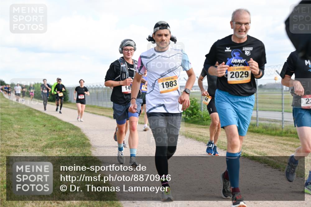 14.09.2025 - Airport Race Dr. Thomas Lammeyer http://msf.ph/oto/8870946 14.09.2025 12:15:28 Laufen 14, 17, 1983, 44, 2029, 23 meine-sportfotos.de