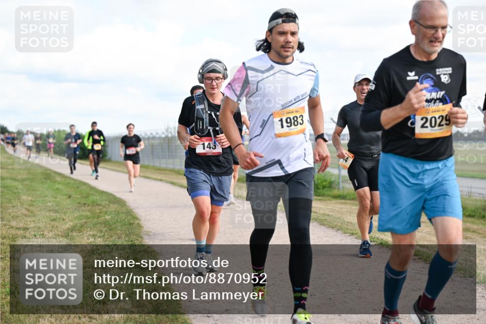 14.09.2025 - Airport Race Dr. Thomas Lammeyer http://msf.ph/oto/8870952 14.09.2025 12:15:28 Laufen 145, 1983, 19, 2029 meine-sportfotos.de