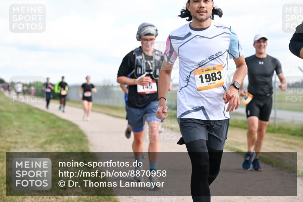 14.09.2025 - Airport Race Dr. Thomas Lammeyer http://msf.ph/oto/8870958 14.09.2025 12:15:29 Laufen 145, 1983 meine-sportfotos.de