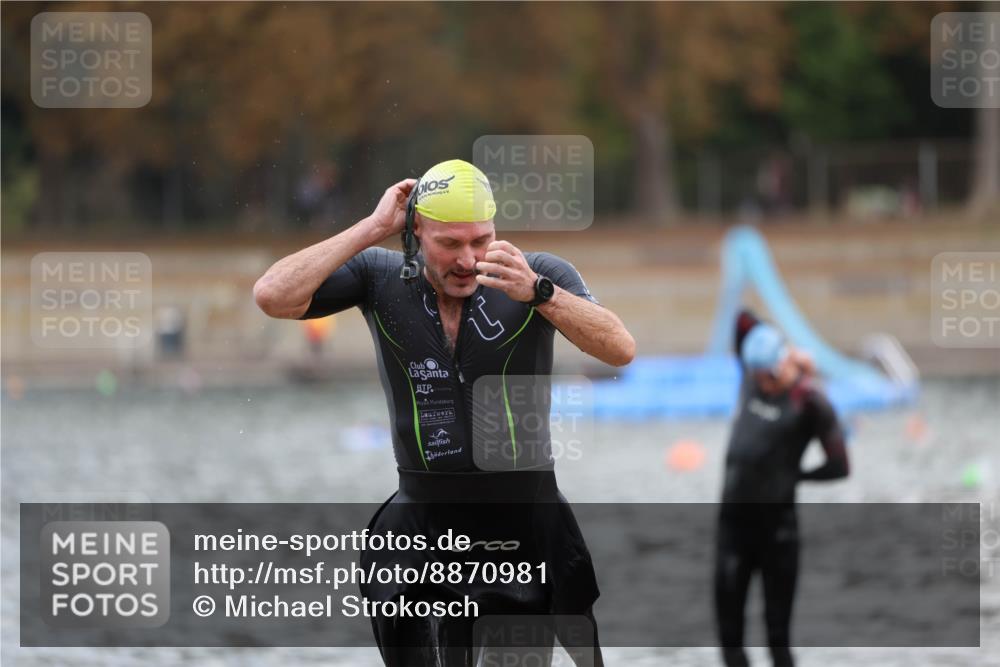 14.09.2025 - Stadtparktriathlon Michael Strokosch http://msf.ph/oto/8870981 14.09.2025 11:30:04 Schwimmen 1083, 1113 meine-sportfotos.de