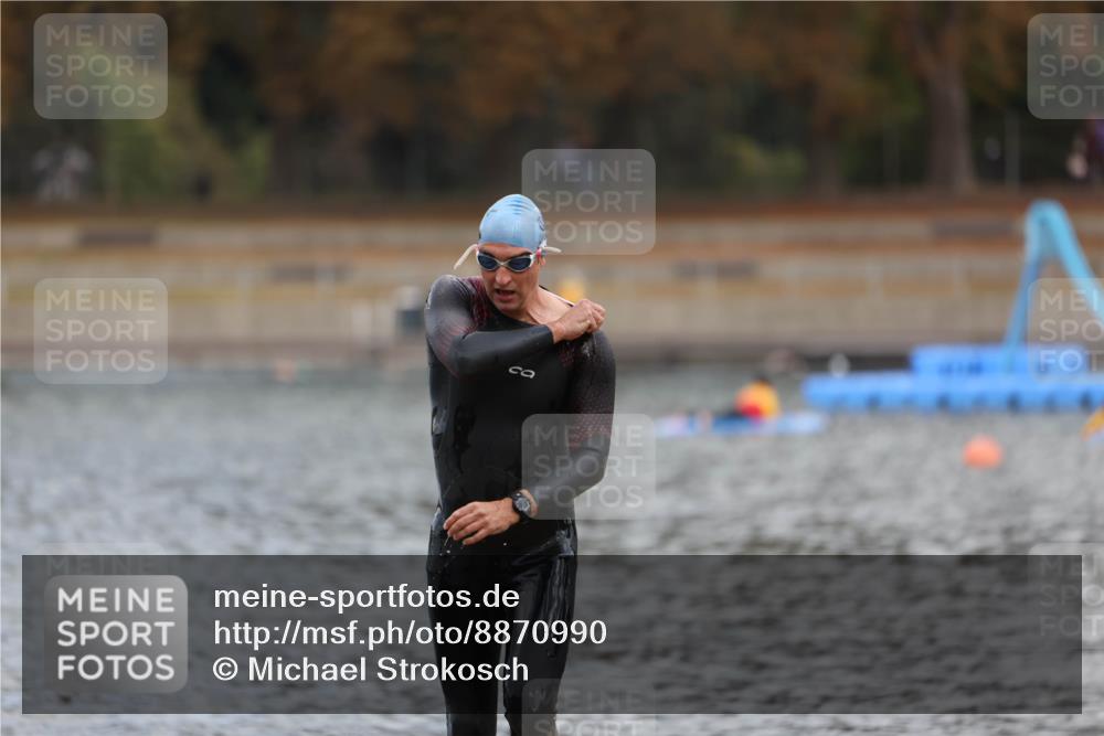 14.09.2025 - Stadtparktriathlon Michael Strokosch http://msf.ph/oto/8870990 14.09.2025 11:30:09 Schwimmen 1023, 1083, 1113 meine-sportfotos.de
