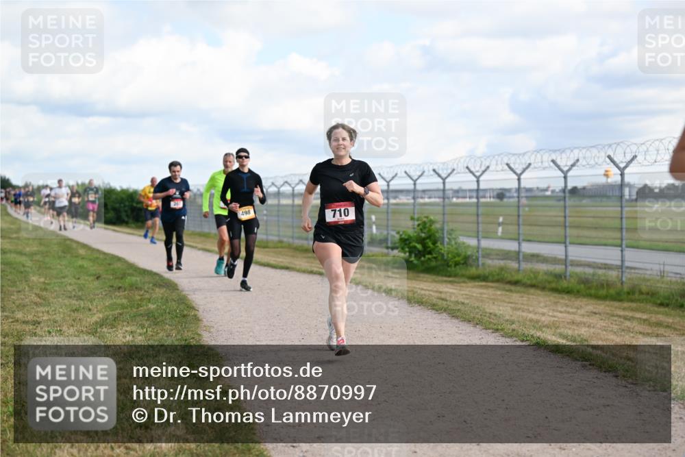 14.09.2025 - Airport Race Dr. Thomas Lammeyer http://msf.ph/oto/8870997 14.09.2025 12:15:32 Laufen 498, 710 meine-sportfotos.de