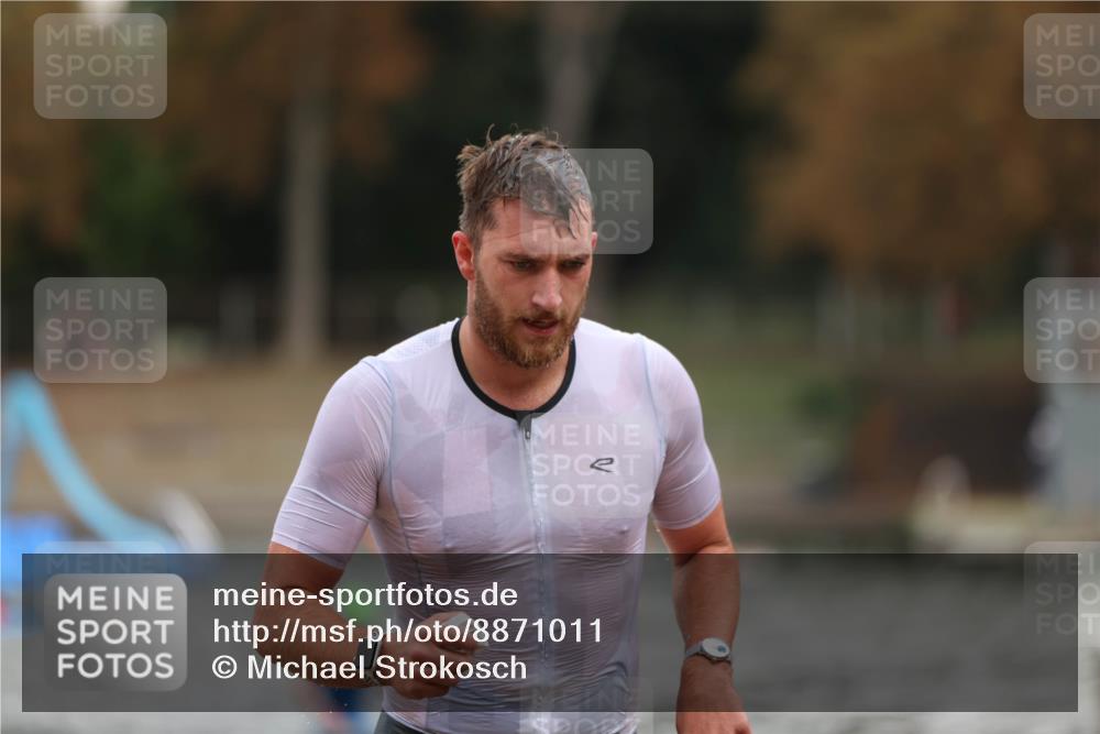 14.09.2025 - Stadtparktriathlon Michael Strokosch http://msf.ph/oto/8871011 14.09.2025 11:30:21 Schwimmen 1023 meine-sportfotos.de