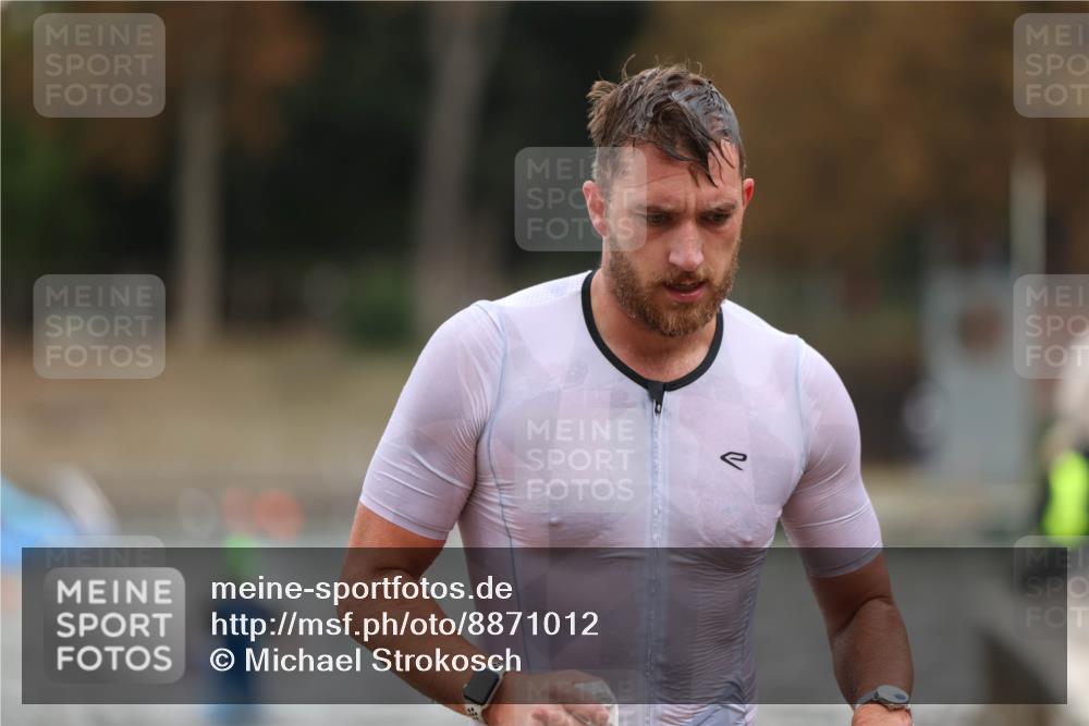 14.09.2025 - Stadtparktriathlon Michael Strokosch http://msf.ph/oto/8871012 14.09.2025 11:30:21 Schwimmen 1023 meine-sportfotos.de