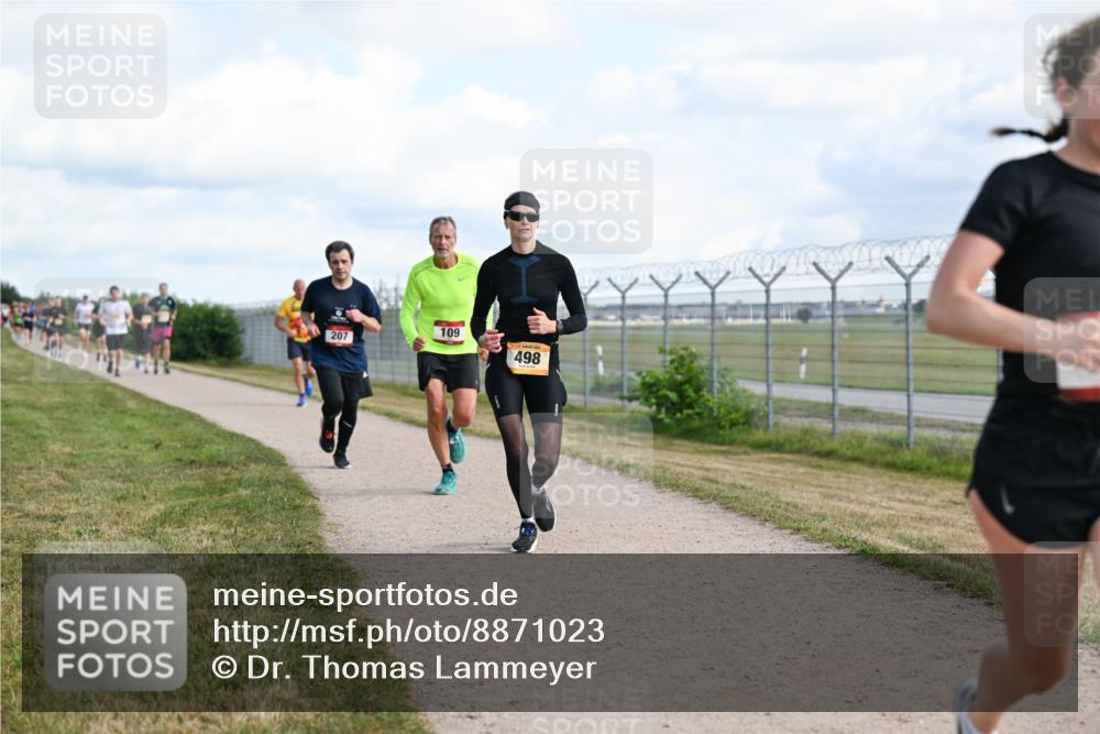14.09.2025 - Airport Race Dr. Thomas Lammeyer http://msf.ph/oto/8871023 14.09.2025 12:15:34 Laufen 207, 109, 498 meine-sportfotos.de