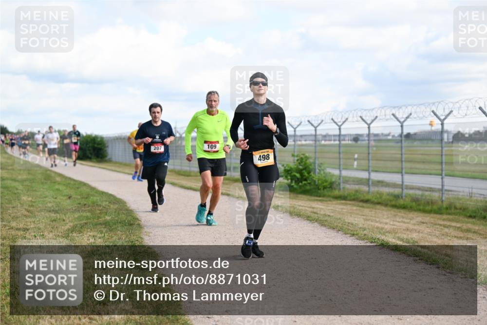 14.09.2025 - Airport Race Dr. Thomas Lammeyer http://msf.ph/oto/8871031 14.09.2025 12:15:35 Laufen 207, 109, 498 meine-sportfotos.de