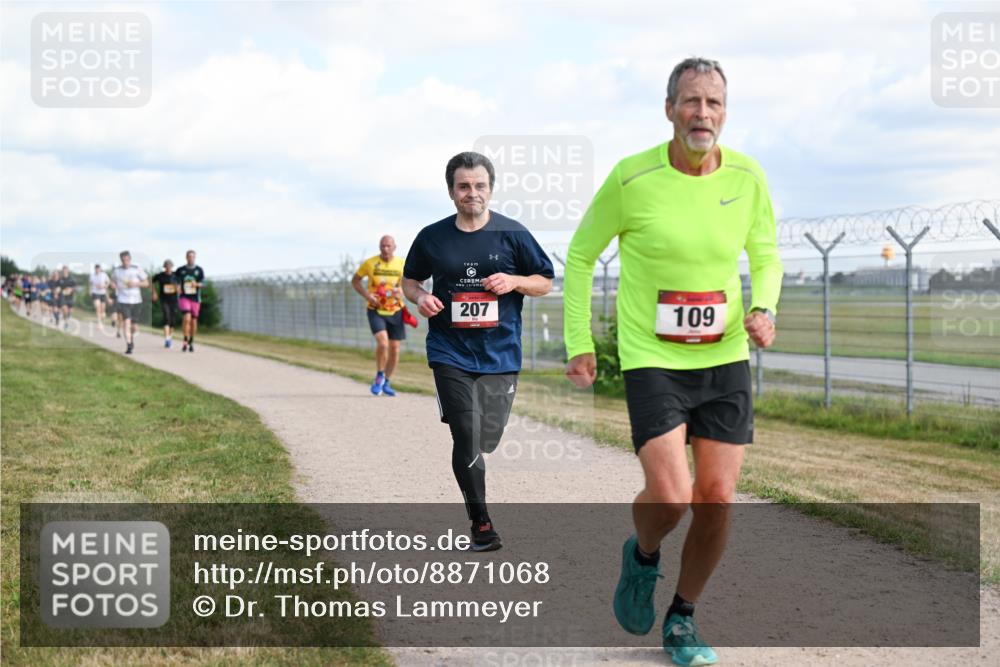 14.09.2025 - Airport Race Dr. Thomas Lammeyer http://msf.ph/oto/8871068 14.09.2025 12:15:37 Laufen 207, 109 meine-sportfotos.de