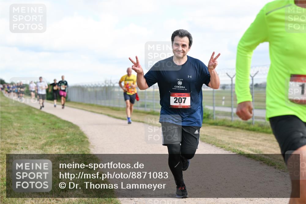 14.09.2025 - Airport Race Dr. Thomas Lammeyer http://msf.ph/oto/8871083 14.09.2025 12:15:38 Laufen 207, 1 meine-sportfotos.de