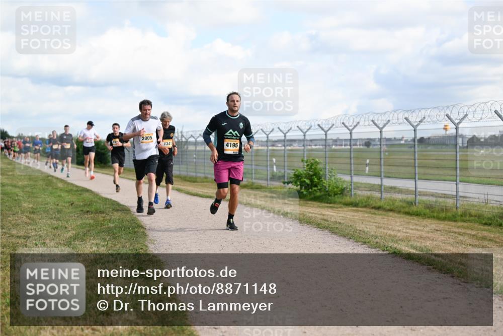 14.09.2025 - Airport Race Dr. Thomas Lammeyer http://msf.ph/oto/8871148 14.09.2025 12:15:44 Laufen 2005, 1341, 4195, 4195 meine-sportfotos.de