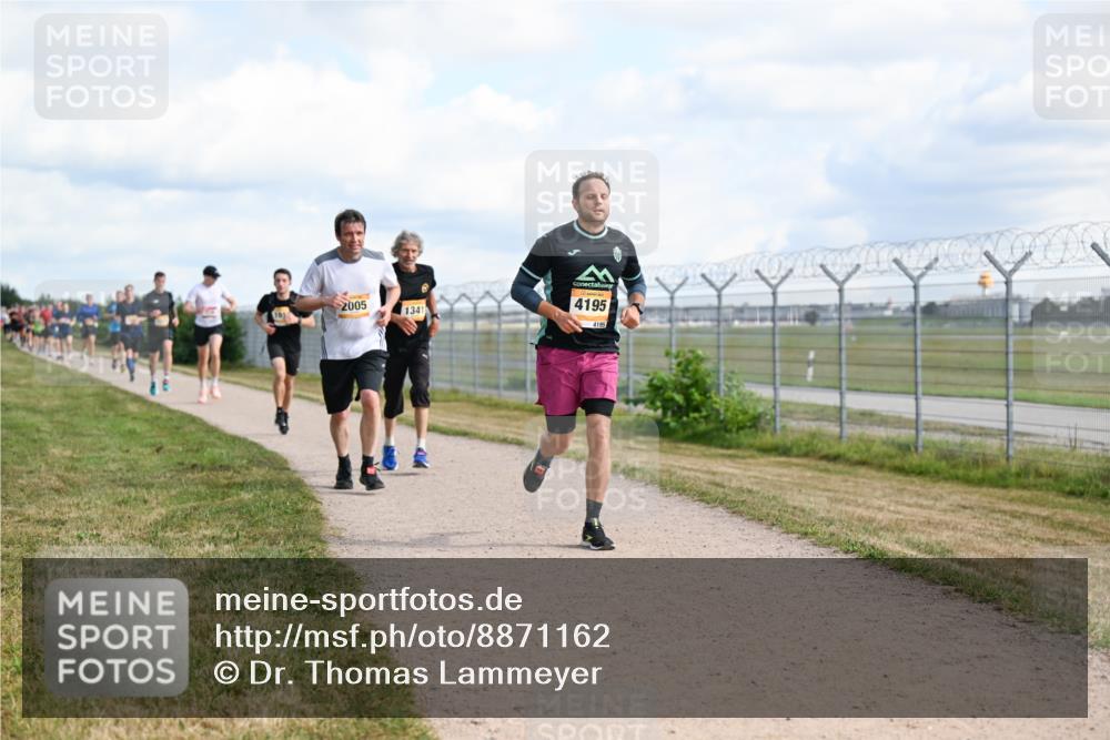 14.09.2025 - Airport Race Dr. Thomas Lammeyer http://msf.ph/oto/8871162 14.09.2025 12:15:45 Laufen 2005, 1341, 4195, 4195 meine-sportfotos.de