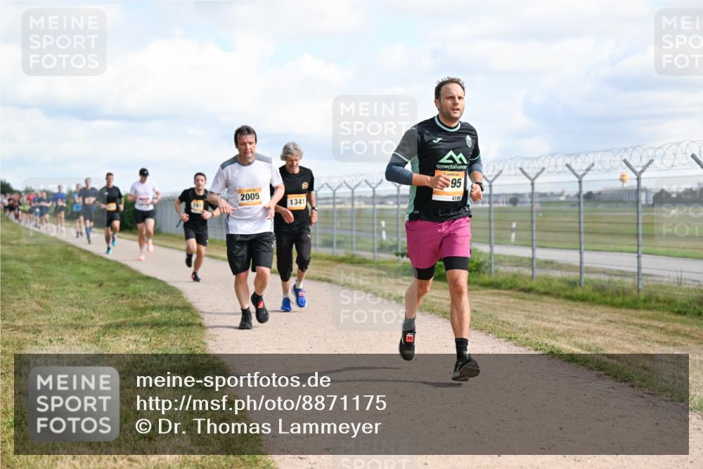 14.09.2025 - Airport Race Dr. Thomas Lammeyer http://msf.ph/oto/8871175 14.09.2025 12:15:45 Laufen 2005, 191, 1341, 95, 4195 meine-sportfotos.de