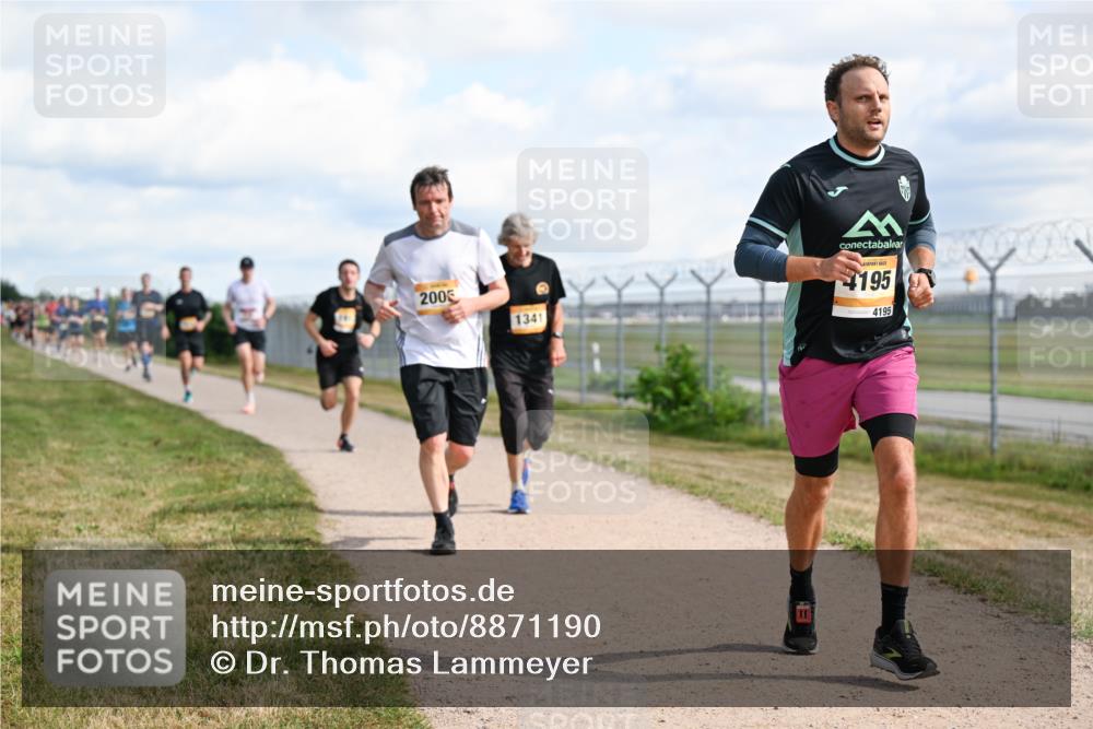 14.09.2025 - Airport Race Dr. Thomas Lammeyer http://msf.ph/oto/8871190 14.09.2025 12:15:46 Laufen 2005, 1341, 4195, 4195 meine-sportfotos.de