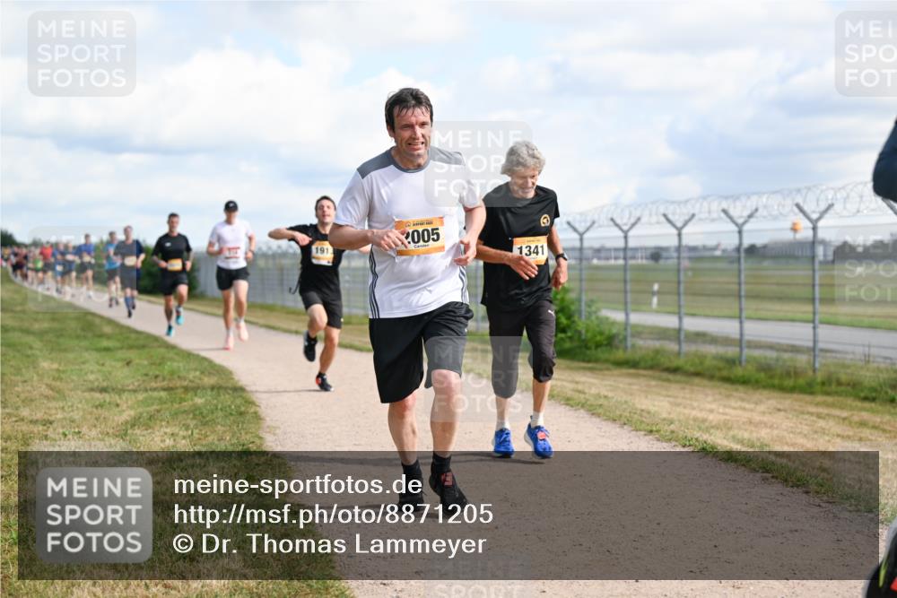 14.09.2025 - Airport Race Dr. Thomas Lammeyer http://msf.ph/oto/8871205 14.09.2025 12:15:47 Laufen 1913, 005, 1341 meine-sportfotos.de