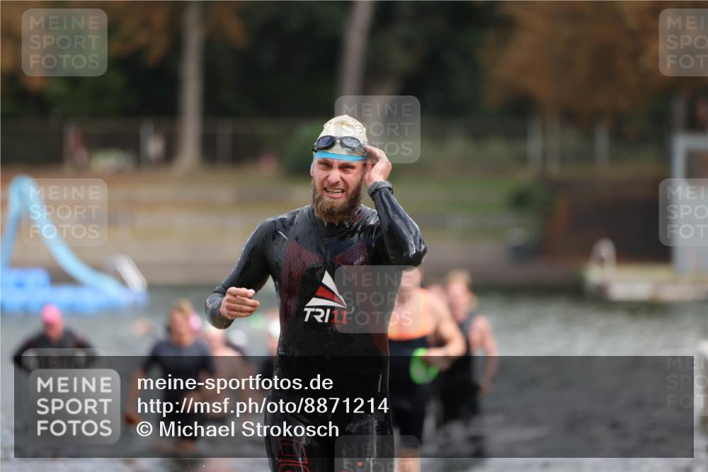 14.09.2025 - Stadtparktriathlon Michael Strokosch http://msf.ph/oto/8871214 14.09.2025 11:31:53 Schwimmen 1033, 1039, 1040, 1043, 1077, 1080, 1091, 1107 meine-sportfotos.de