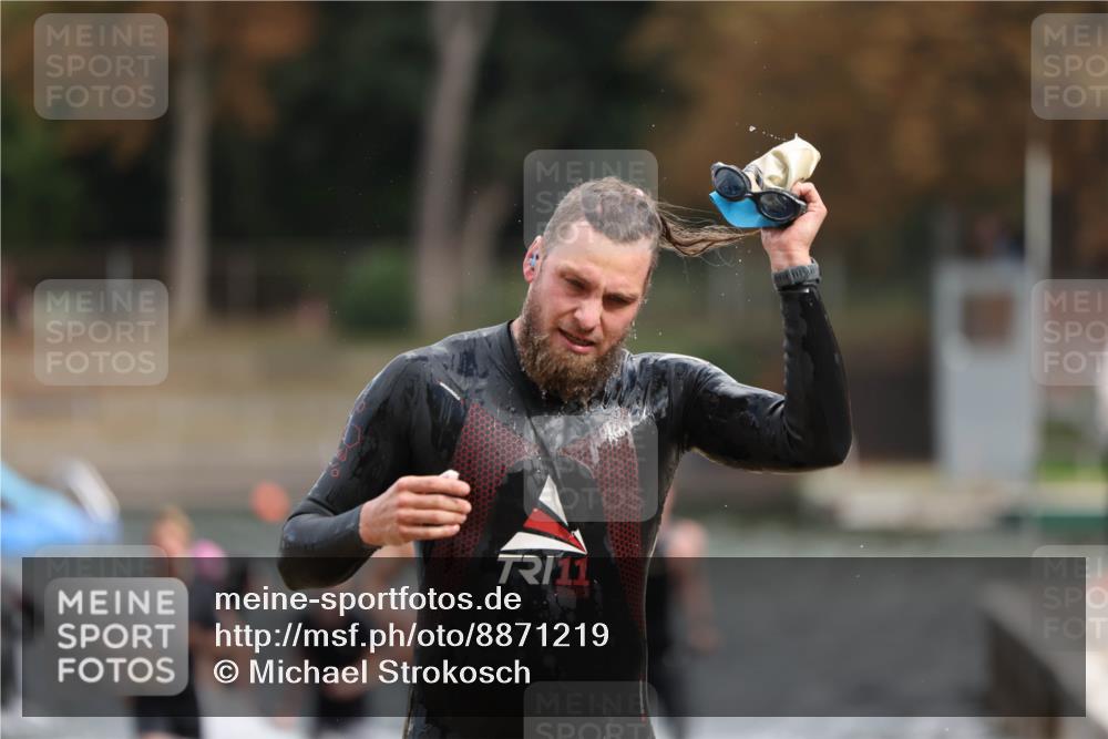 14.09.2025 - Stadtparktriathlon Michael Strokosch http://msf.ph/oto/8871219 14.09.2025 11:31:54 Schwimmen 1033, 1040, 1043, 1077, 1080, 1091, 1102, 1107 meine-sportfotos.de