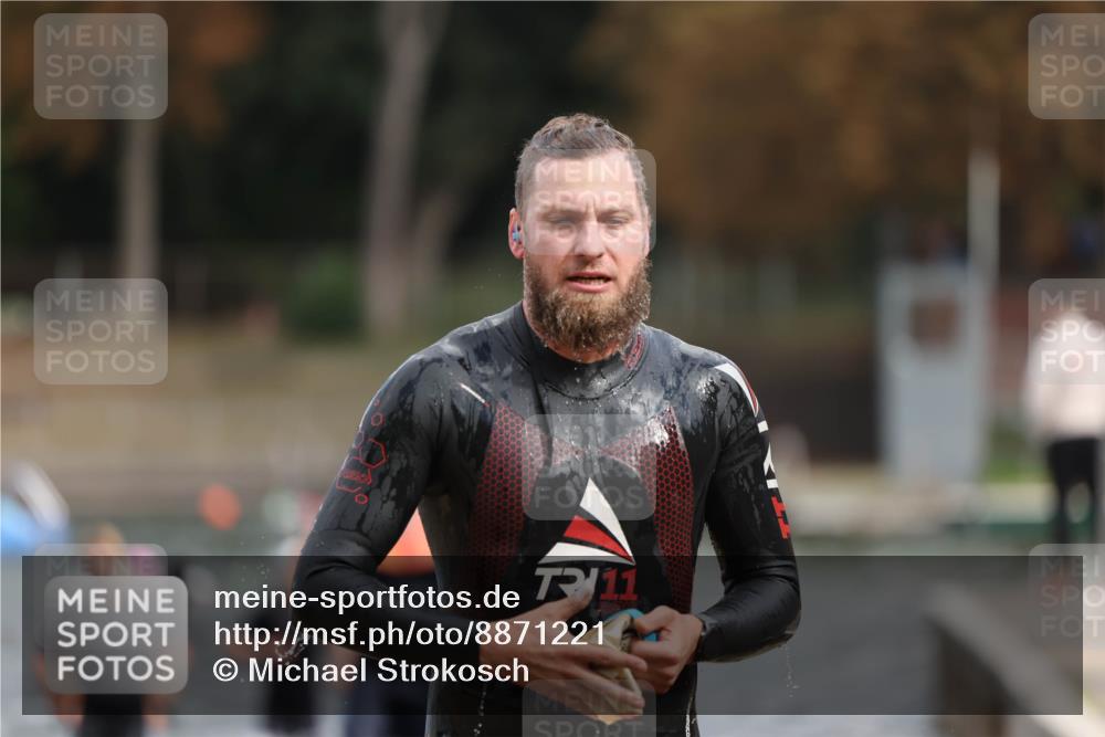 14.09.2025 - Stadtparktriathlon Michael Strokosch http://msf.ph/oto/8871221 14.09.2025 11:31:55 Schwimmen 1033, 1040, 1043, 1077, 1080, 1091, 1102, 1107 meine-sportfotos.de