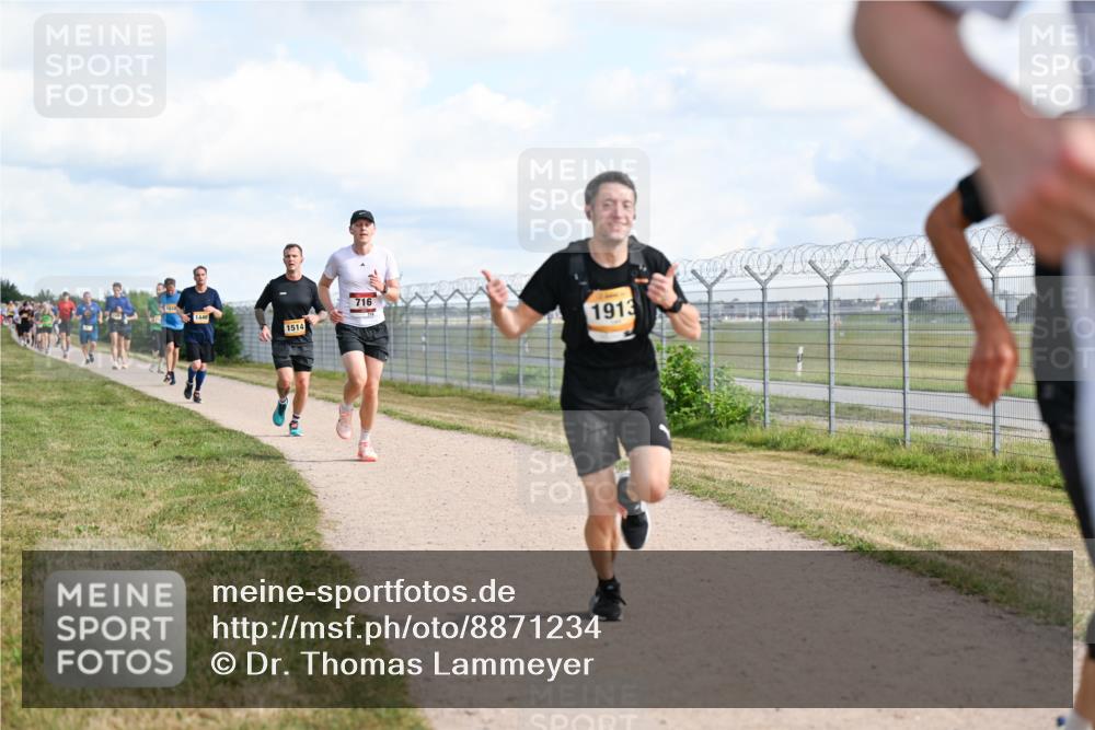 14.09.2025 - Airport Race Dr. Thomas Lammeyer http://msf.ph/oto/8871234 14.09.2025 12:15:49 Laufen 1446, 1514, 716, 1913 meine-sportfotos.de