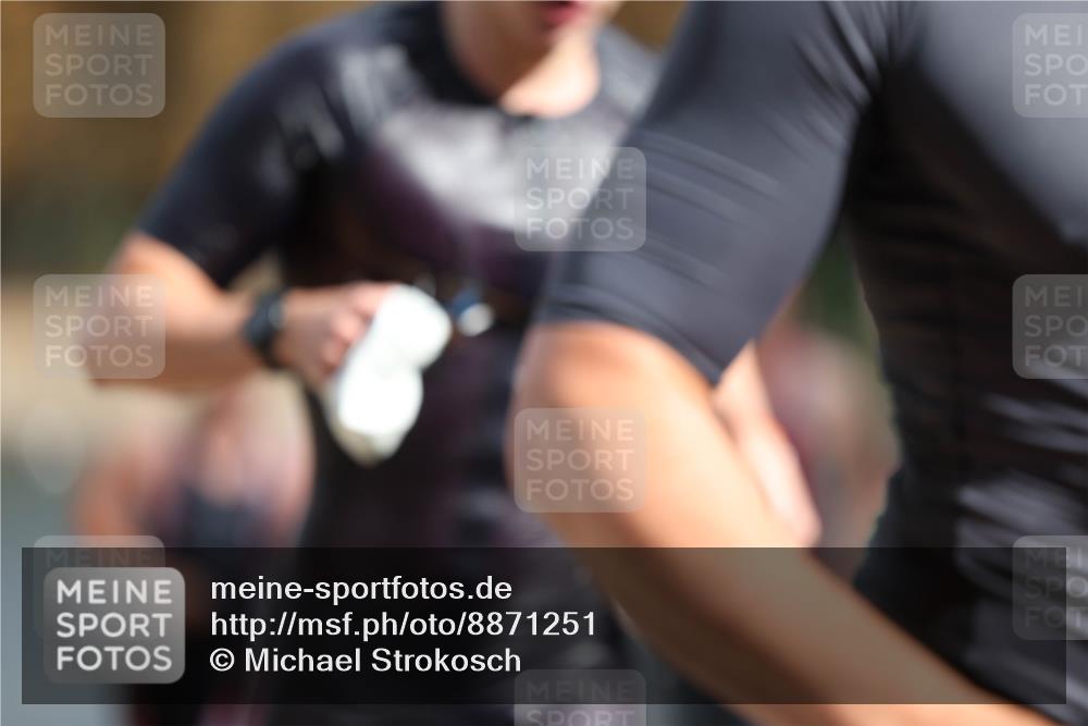 14.09.2025 - Stadtparktriathlon Michael Strokosch http://msf.ph/oto/8871251 14.09.2025 11:32:05 Schwimmen 1033, 1040, 1043, 1046, 1047, 1073, 1080, 1102 meine-sportfotos.de