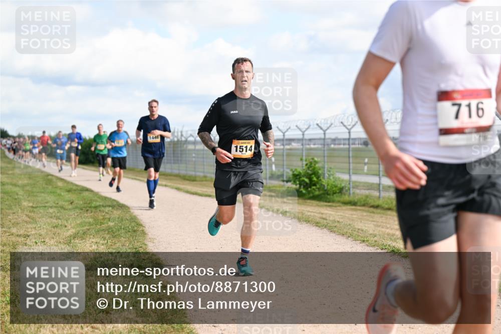 14.09.2025 - Airport Race Dr. Thomas Lammeyer http://msf.ph/oto/8871300 14.09.2025 12:15:52 Laufen 1446, 1514, 716 meine-sportfotos.de