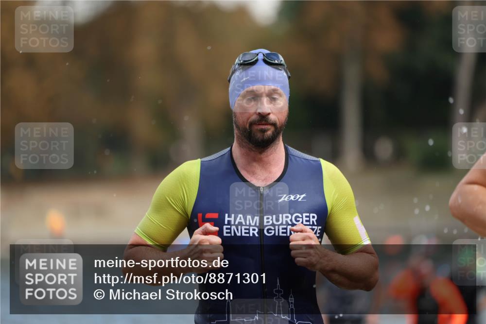 14.09.2025 - Stadtparktriathlon Michael Strokosch http://msf.ph/oto/8871301 14.09.2025 11:32:31 Schwimmen 1054, 1063, 1064, 1087, 1088, 1095 meine-sportfotos.de