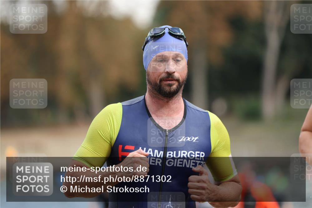 14.09.2025 - Stadtparktriathlon Michael Strokosch http://msf.ph/oto/8871302 14.09.2025 11:32:31 Schwimmen 1054, 1063, 1064, 1087, 1088, 1095 meine-sportfotos.de