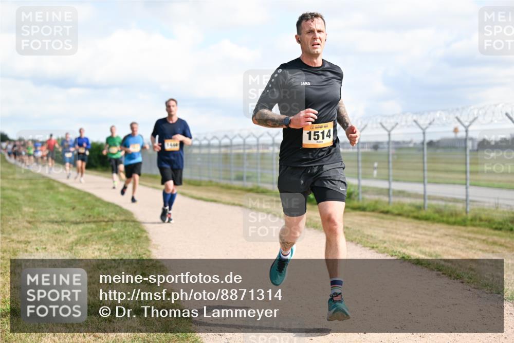 14.09.2025 - Airport Race Dr. Thomas Lammeyer http://msf.ph/oto/8871314 14.09.2025 12:15:53 Laufen 1460, 1514 meine-sportfotos.de