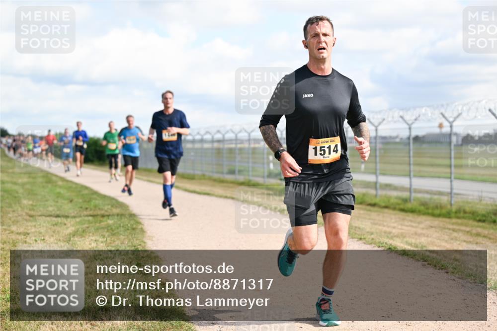 14.09.2025 - Airport Race Dr. Thomas Lammeyer http://msf.ph/oto/8871317 14.09.2025 12:15:53 Laufen 1514 meine-sportfotos.de