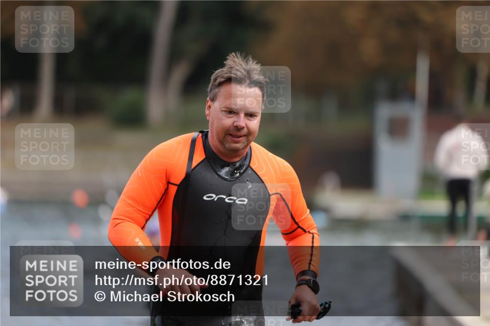 14.09.2025 - Stadtparktriathlon Michael Strokosch http://msf.ph/oto/8871321 14.09.2025 11:32:39 Schwimmen 1026, 1031, 1063, 1064, 1086, 1087, 1088 meine-sportfotos.de