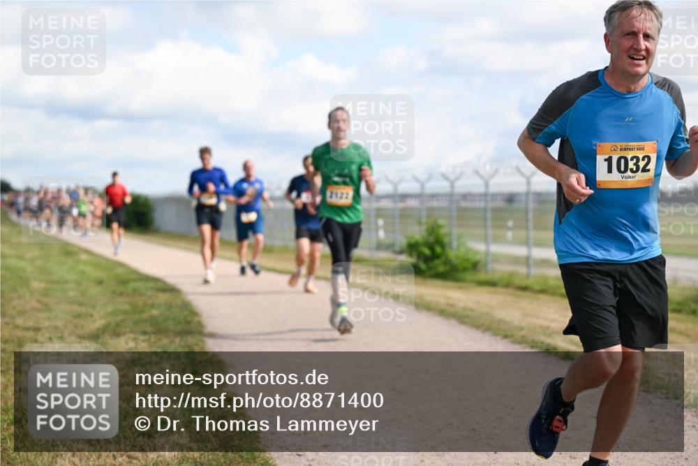 14.09.2025 - Airport Race Dr. Thomas Lammeyer http://msf.ph/oto/8871400 14.09.2025 12:15:59 Laufen 2122, 1032 meine-sportfotos.de