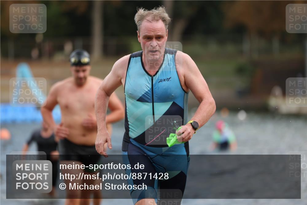 14.09.2025 - Stadtparktriathlon Michael Strokosch http://msf.ph/oto/8871428 14.09.2025 11:33:24 Schwimmen 1058, 1060, 1078, 1079, 1108 meine-sportfotos.de