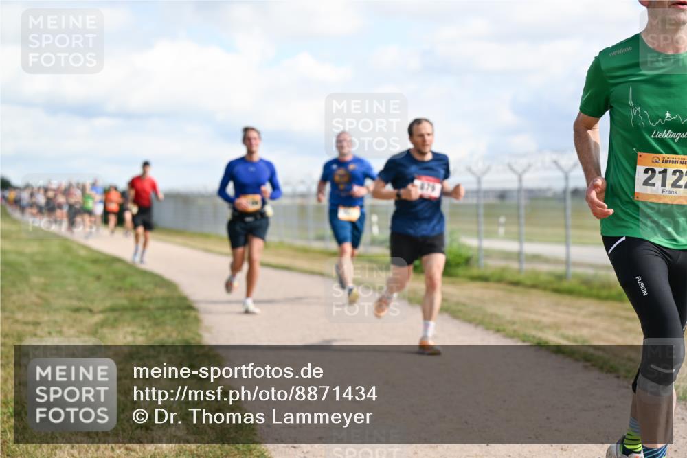 14.09.2025 - Airport Race Dr. Thomas Lammeyer http://msf.ph/oto/8871434 14.09.2025 12:16:01 Laufen 479, 2122 meine-sportfotos.de