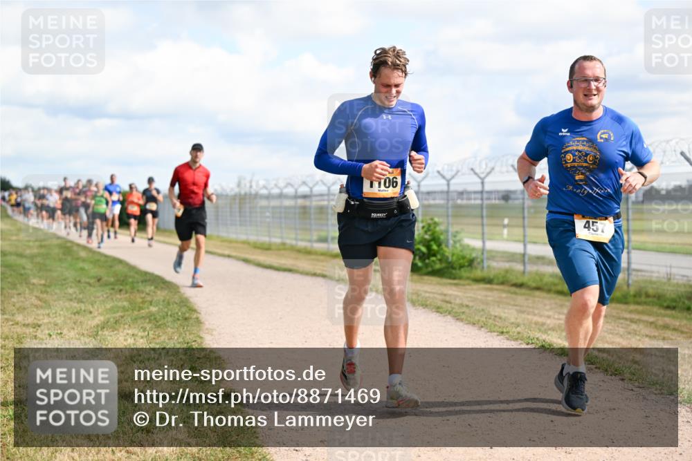 14.09.2025 - Airport Race Dr. Thomas Lammeyer http://msf.ph/oto/8871469 14.09.2025 12:16:03 Laufen 06, 457 meine-sportfotos.de