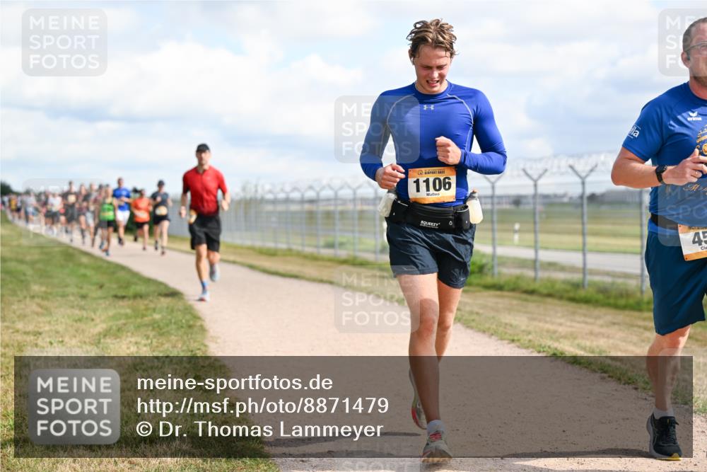 14.09.2025 - Airport Race Dr. Thomas Lammeyer http://msf.ph/oto/8871479 14.09.2025 12:16:03 Laufen 1106, 45 meine-sportfotos.de